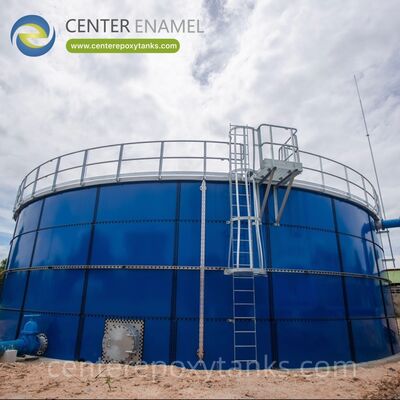 Serbatoi di acciaio a bullone come silos di noci: magazzini specializzati progettati per gestire il peso e le esigenze di ventilazione di diverse varietà di noci.