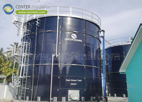 Serbatoi industriali per l'acqua potabile e non potabile, per le acque reflue e per il liquido di lixiviazione: una soluzione affidabile con lo smalto centrale