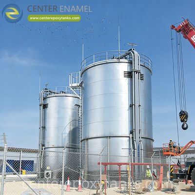 Tetto galleggiante esterno per serbatoi di bitume saldati in acciaio inossidabile: controlla efficacemente i fumi preservando l'integrità termica